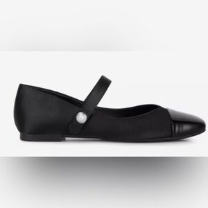 NWOT Elegant Black Mary Jane Flats